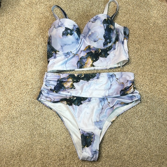 SHEIN Bikini Set - Picture 3 of 8